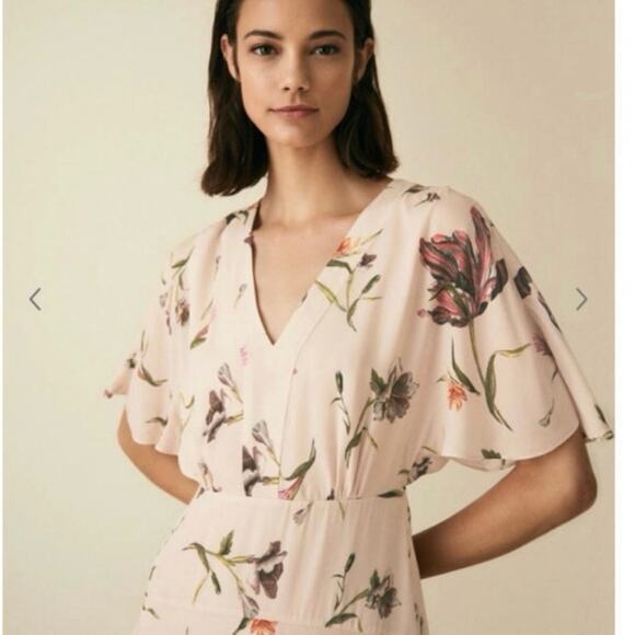 Reiss Dresses & Skirts - Reiss Dress Size 2 UK 6 Ruby Floral flutter sleeve jazz‎ feminine flirty